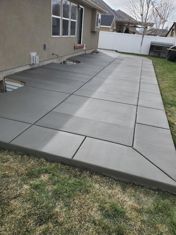 Stamped grey decorative concrete patio in Utah